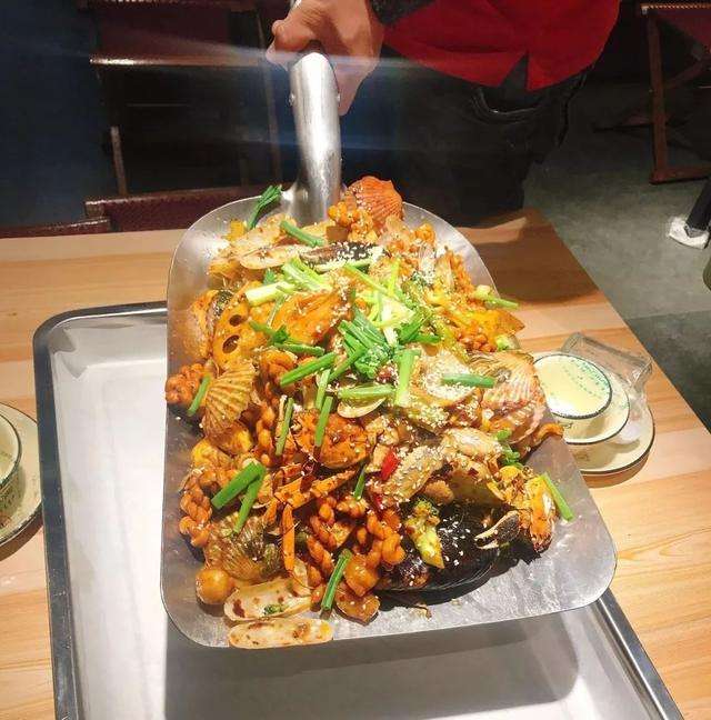 南华手抓海鲜加盟